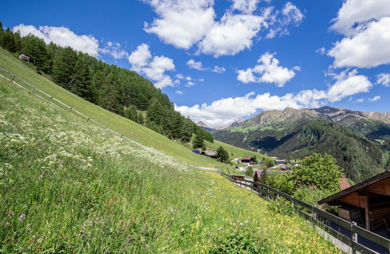Alpengasthof Eppensteiner Navis Exterior foto